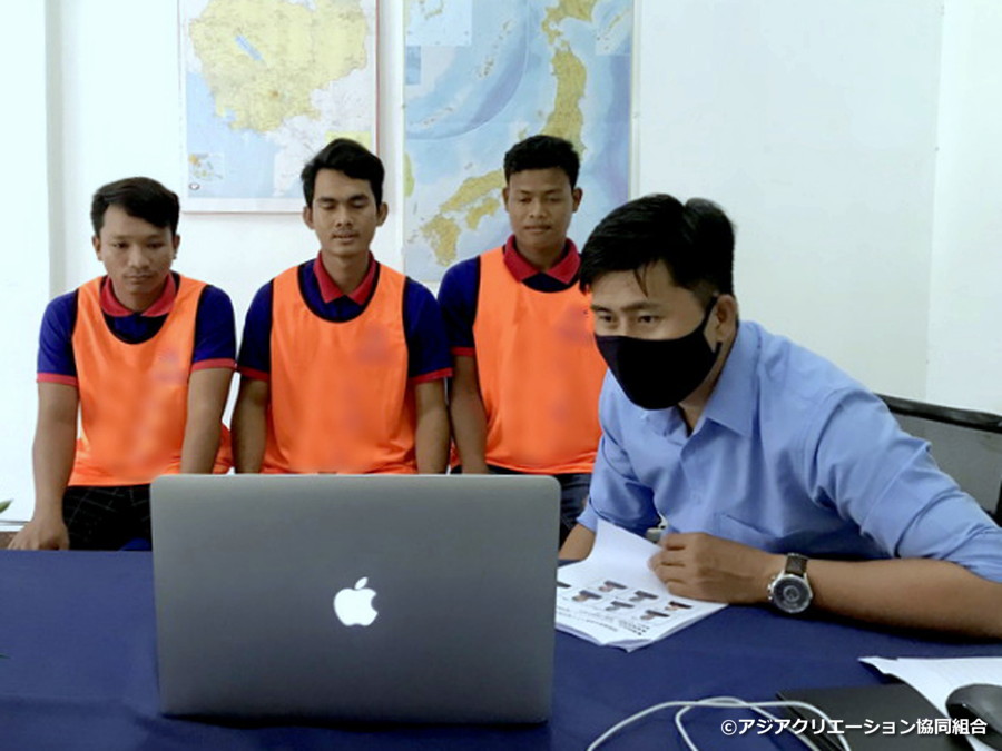 愛知県の左官職種の企業様でカンボジア技能実習生の面接風景