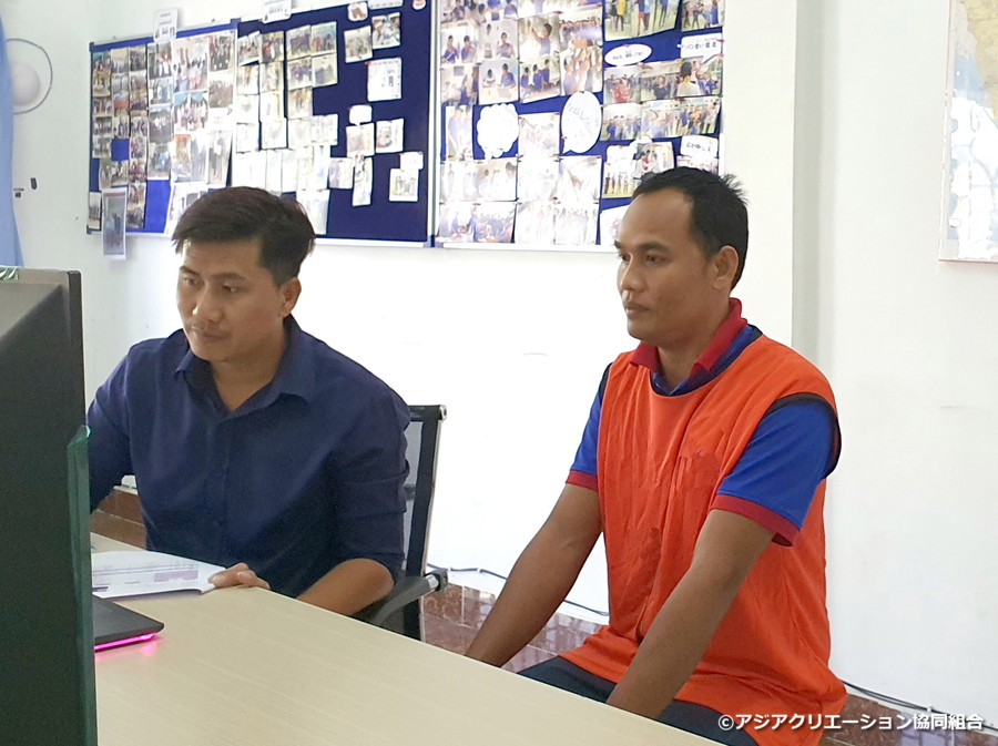愛知県のサッシ施工職種の企業様によるカンボジア人技能実習生の面接の模様